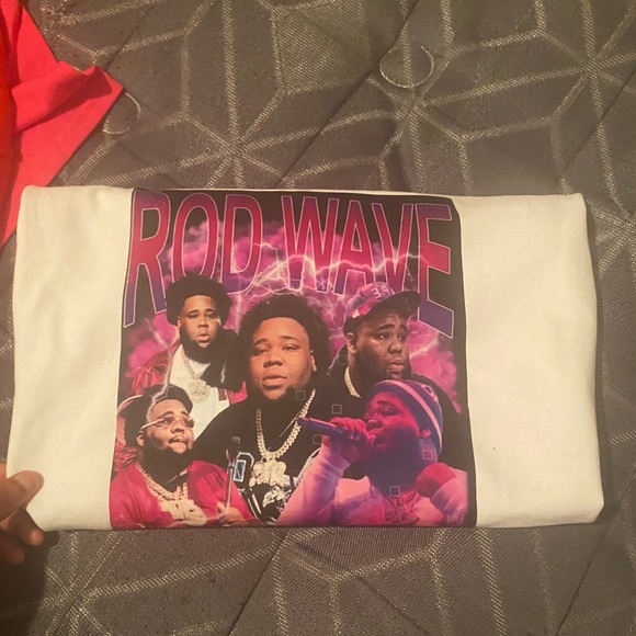 Ts shirts all sizes 30$ - Picture 1 of 3
